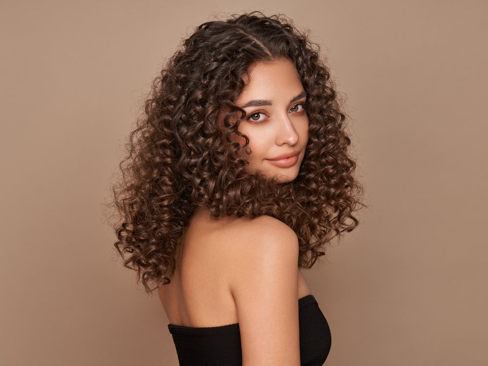 How to Transition to Natural Hair: Tips and Products for a Smooth Process